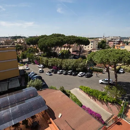 Hotel Casa Tra Noi Roma