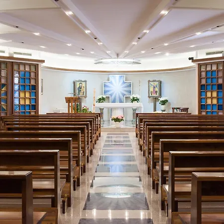 Casa Tra Noi מלון 3*