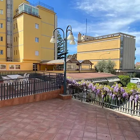 カサ トラ ノイ 3* ローマ