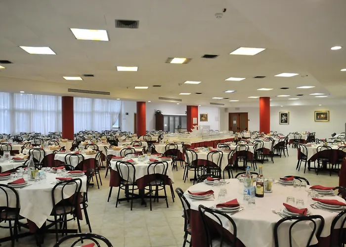 호텔 카사 트라 노이 3*