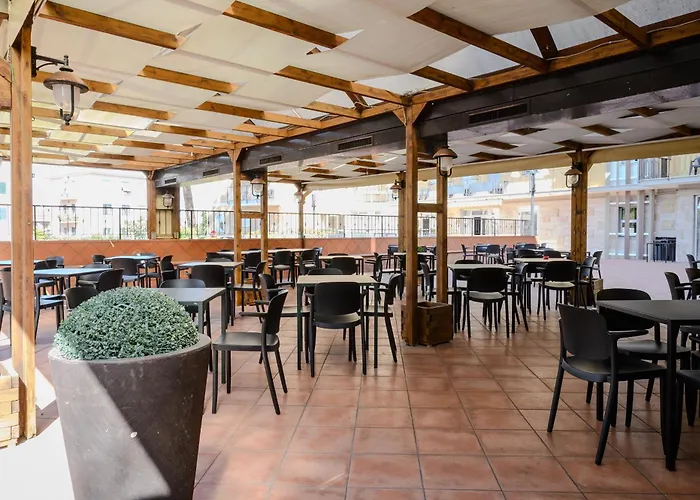 호텔 카사 트라 노이 로마