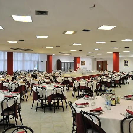 Hotel Casa Tra Noi 3*