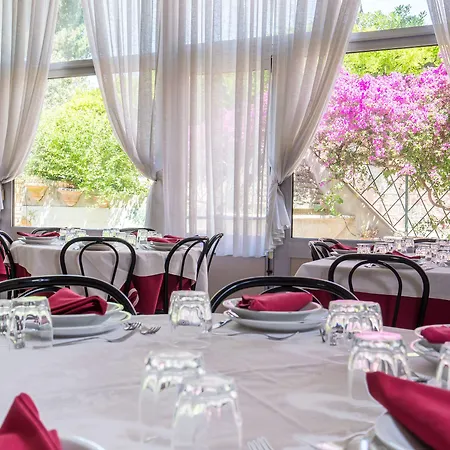 Casa Tra Noi Hotel 3*
